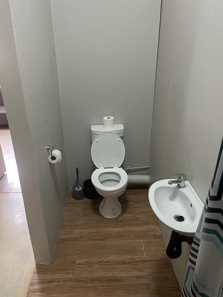 5 Bedroom Property for Sale in Langenhovenpark Free State